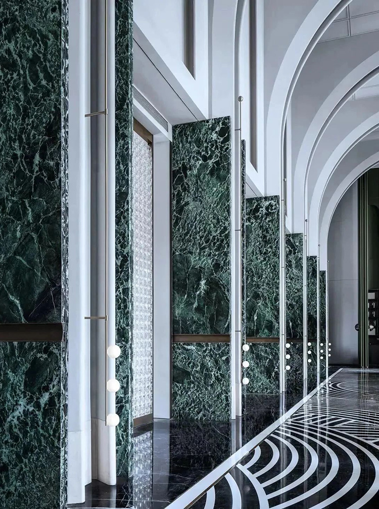 2i Green marble wall