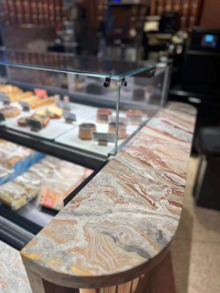 7i red marble countertop