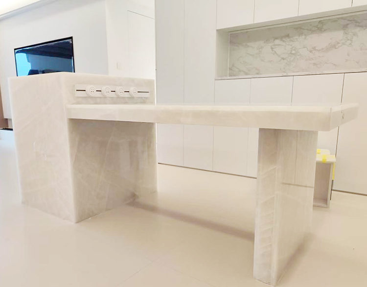 cristallo white quartzite countertop